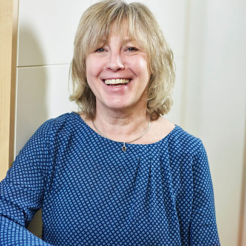 gaby-montag-physiotherapie_muenster-gaby-klaas_800x1000