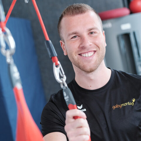 gaby-montag-physiotherapie_sven-berghaus_800x1000